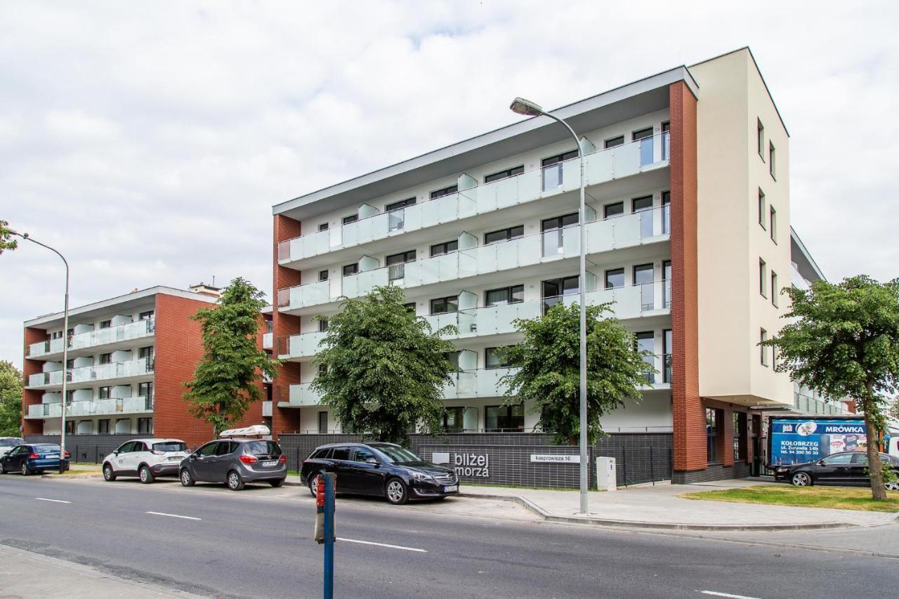 Apartamenty Baltia Kolobrzeg - Blizej Morza Екстериор снимка