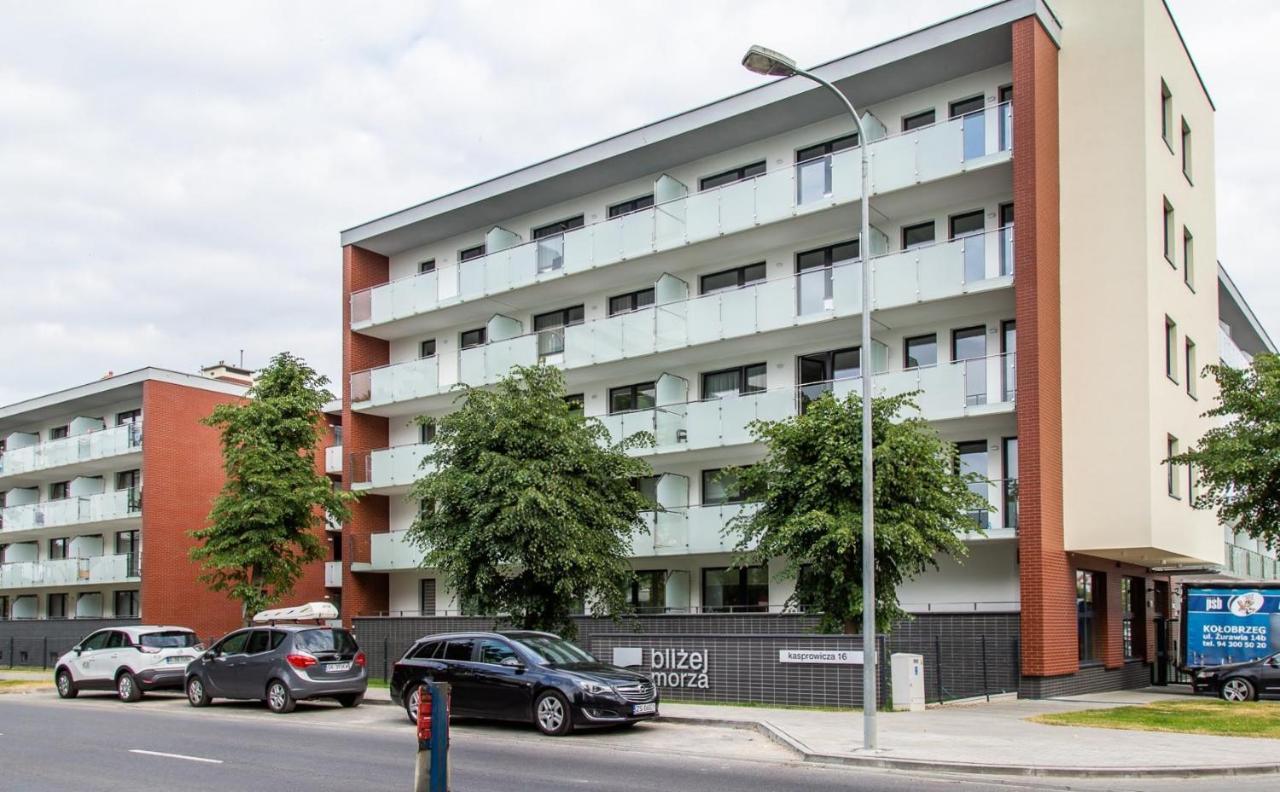 Apartamenty Baltia Kolobrzeg - Blizej Morza Екстериор снимка